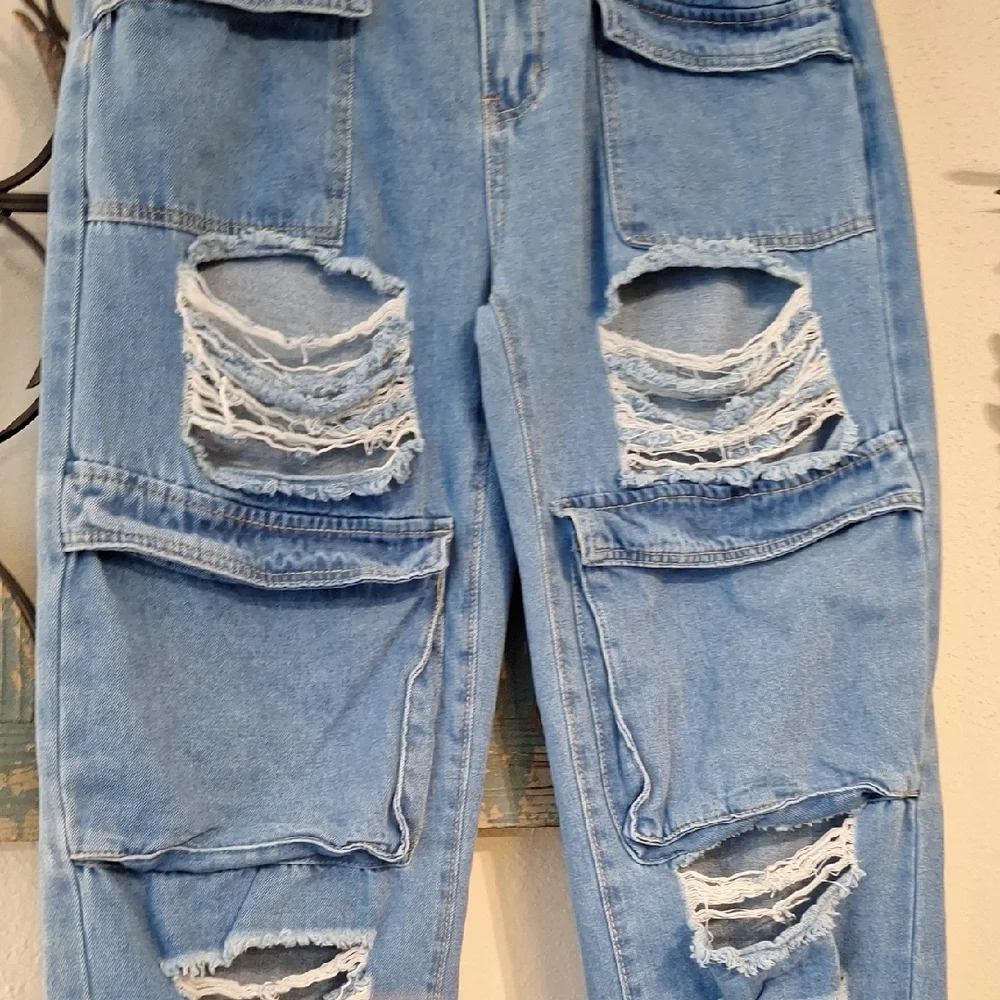 Blue Ripped Boyfriend Jeans. Excellent Condition NWOT Size XL - Picture 7 of 10